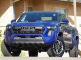 Used 2025 Toyota Tacoma TRD Sport image 2