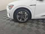 Used 2021 Audi e-tron Premium w/ Convenience Plus Package image 5