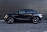 Certified 2025 Porsche Macan image 2