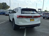 New 2026 Volkswagen Atlas SE image 2