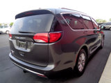 Used 2018 Chrysler Pacifica Touring-L Plus image 5