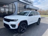 New 2025 Jeep Grand Cherokee Altitude image 2