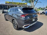Used 2025 Kia Sportage LX image 3
