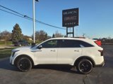 Used 2025 Kia Sorento LX image 2
