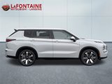 New 2025 Mitsubishi Outlander SE image 6