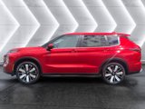 New 2025 Mitsubishi Outlander SE image 3