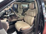 Used 2022 Lincoln Navigator Reserve image 2