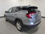 Used 2024 GMC Terrain SLE image 2