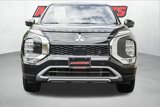 New 2025 Mitsubishi Outlander SE image 2