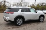 New 2025 Nissan Pathfinder SL w/ SL Premium Package image 6