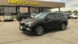 Used 2025 Toyota Highlander XLE image 4