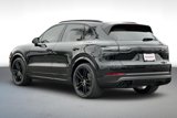 Certified 2022 Porsche Cayenne S image 3