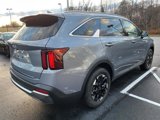 New 2025 Kia Sorento S image 3