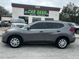 Used 2017 Nissan Rogue S image 2