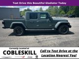 New 2025 Jeep Gladiator Sport image 3