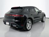 Certified 2024 Porsche Macan image 4