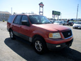 Used 2003 Ford Expedition XLT image 2