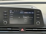 Used 2025 Hyundai Elantra SE image 3