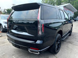 Used 2023 Cadillac Escalade Premium Luxury w/ Performance Package image 5