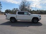 New 2025 Nissan Frontier SV image 2
