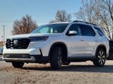 New 2025 Honda Pilot Touring image 5