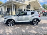Used 2025 Volvo XC40 B5 Plus image 2