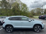 New 2025 Volkswagen Taos SE image 2