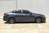Used 2020 Kia Optima LX image 2