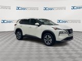 Used 2023 Nissan Rogue SV image 2
