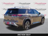 New 2025 Nissan Pathfinder Platinum image 4