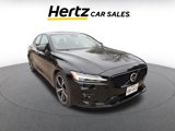Used 2024 Volvo S60 B5 Core image 2