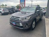 Used 2019 Toyota Highlander Limited image 2
