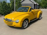 Used 2004 Chevrolet SSR w/ Preferred Equipment Group image 4