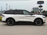 New 2025 Lincoln Nautilus Reserve image 2