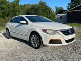 Used 2011 Volkswagen CC R-Line image 2