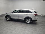Used 2019 Kia Sorento LX image 3