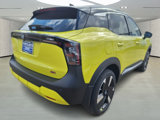 New 2025 Nissan Kicks SR image 5