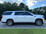 Used 2023 GMC Yukon XL Denali w/ Denali Reserve Package image 4