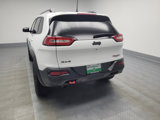 Used 2018 Jeep Cherokee Trailhawk image 6