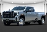 New 2025 GMC Sierra 3500 Denali Ultimate image 2