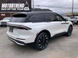 New 2025 Lincoln Nautilus Reserve image 3