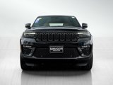 New 2025 Jeep Grand Cherokee Summit image 2