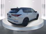 New 2025 Mitsubishi Outlander SEL image 3