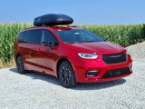 New 2025 Chrysler Pacifica Select image 2