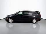 New 2026 Chrysler Pacifica Select image 5