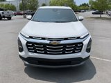 New 2026 Chevrolet Equinox LT image 2