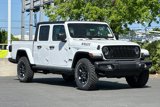 New 2025 Jeep Gladiator Willys image 2