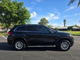 Used 2018 Jeep Grand Cherokee Laredo image 3