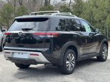 New 2025 Nissan Pathfinder SL w/ Black Appearance Package image 4
