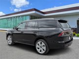 New 2025 Lincoln Navigator Reserve image 5